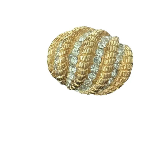 Vintage Round Brilliant Cut Gold and Diamond Seashell Ring - Picture 2 of 7